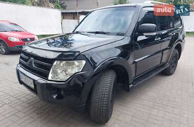 Позашляховик / Кросовер Mitsubishi Pajero Wagon 2007 в Києві