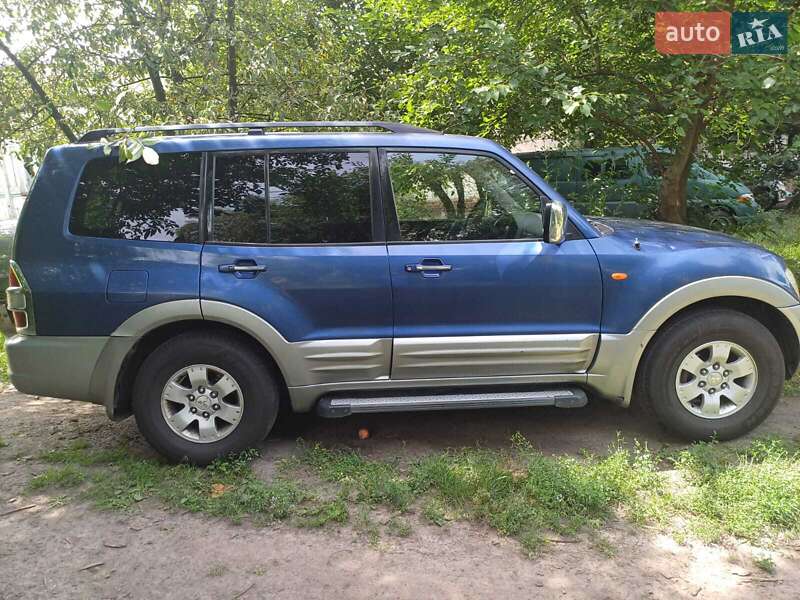 Внедорожник / Кроссовер Mitsubishi Pajero Wagon 2001 в Сумах