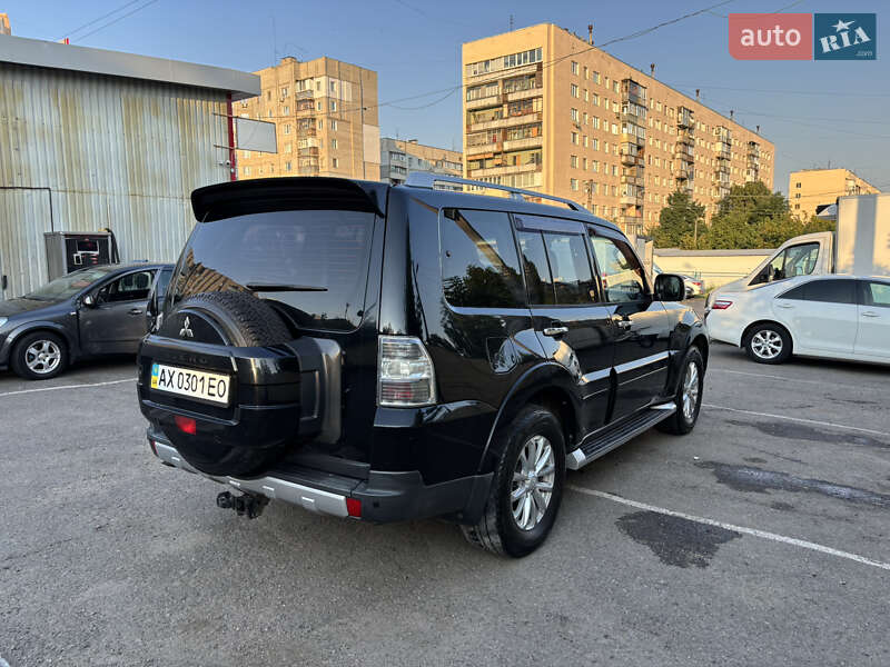 Внедорожник / Кроссовер Mitsubishi Pajero Wagon 2007 в Харькове