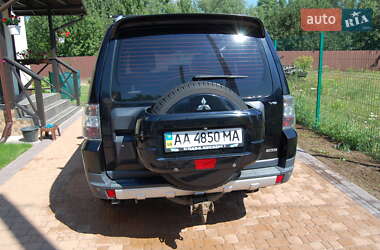 Внедорожник / Кроссовер Mitsubishi Pajero Wagon 2008 в 