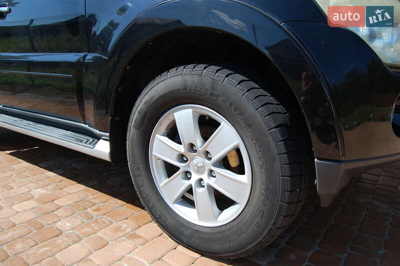 Внедорожник / Кроссовер Mitsubishi Pajero Wagon 2008 в Киеве