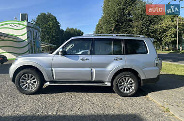 Внедорожник / Кроссовер Mitsubishi Pajero Wagon 2008 в 