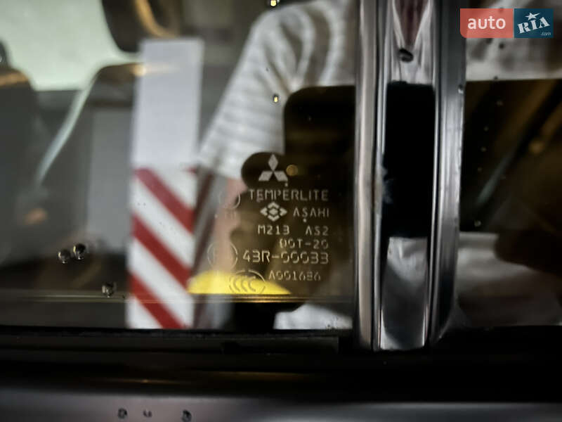 Внедорожник / Кроссовер Mitsubishi Pajero Wagon 2006 в Киеве фото 15 Внедорожник / Кроссовер Mitsubishi Pajero Wagon 2006 в Киеве
