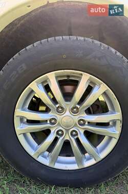 Внедорожник / Кроссовер Mitsubishi Pajero Wagon 2012 в 