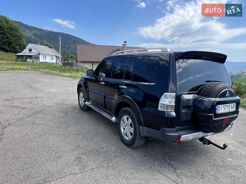 Внедорожник / Кроссовер Mitsubishi Pajero Wagon 2008 в Тячеве