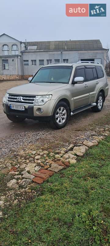 Mitsubishi Pajero Wagon 2009