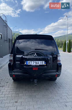 Внедорожник / Кроссовер Mitsubishi Pajero Wagon 2007 в 