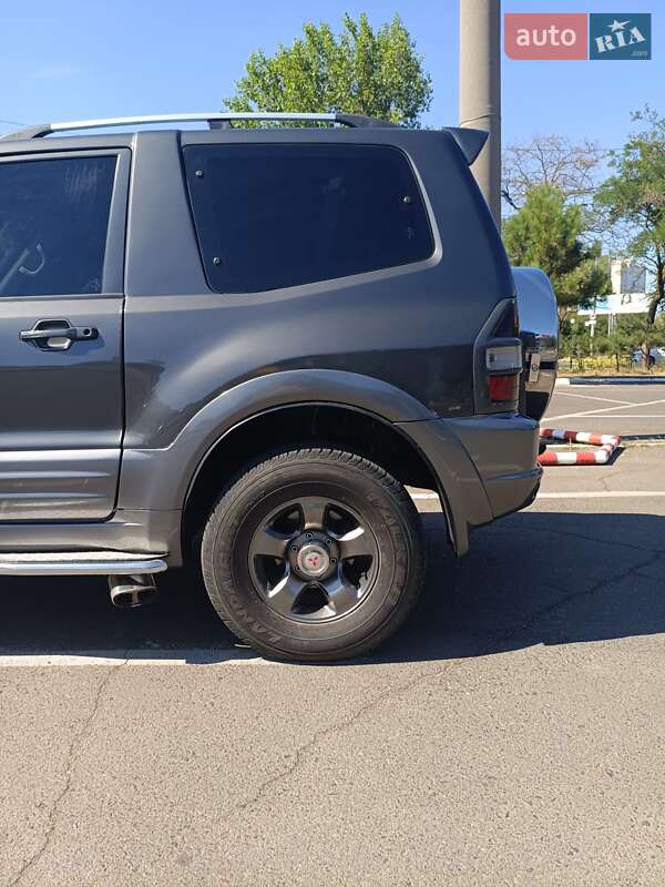 Внедорожник / Кроссовер Mitsubishi Pajero Wagon 2001 в Одессе