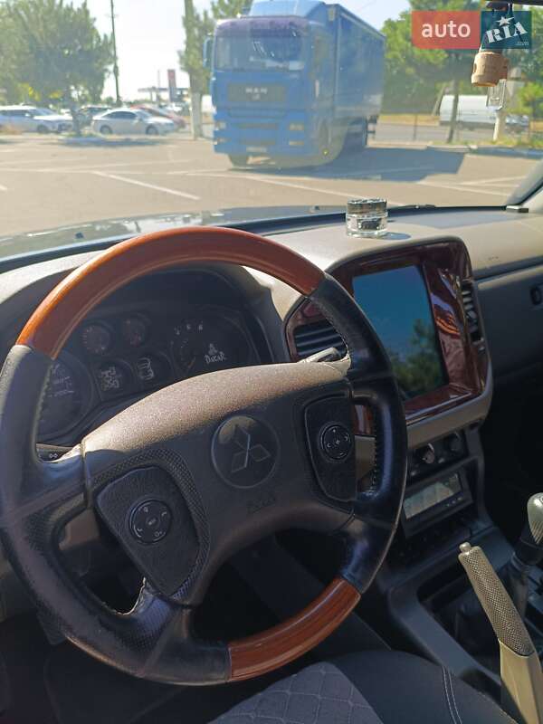 Внедорожник / Кроссовер Mitsubishi Pajero Wagon 2001 в Одессе