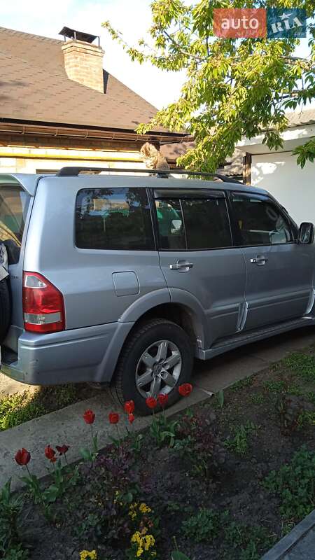 Внедорожник / Кроссовер Mitsubishi Pajero Wagon 2006 в Черкассах