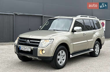 Позашляховик / Кросовер Mitsubishi Pajero Wagon 2008 в Києві