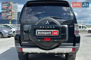 Внедорожник / Кроссовер Mitsubishi Pajero Wagon 2007 в 