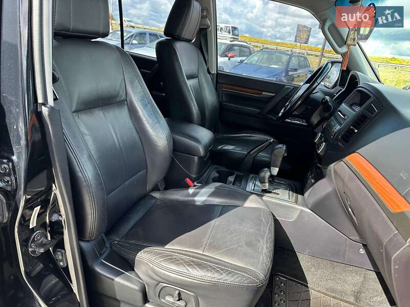 Внедорожник / Кроссовер Mitsubishi Pajero Wagon 2007 в Львове