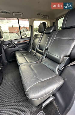 Внедорожник / Кроссовер Mitsubishi Pajero Wagon 2008 в 