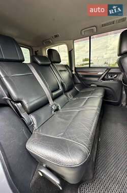 Внедорожник / Кроссовер Mitsubishi Pajero Wagon 2008 в 