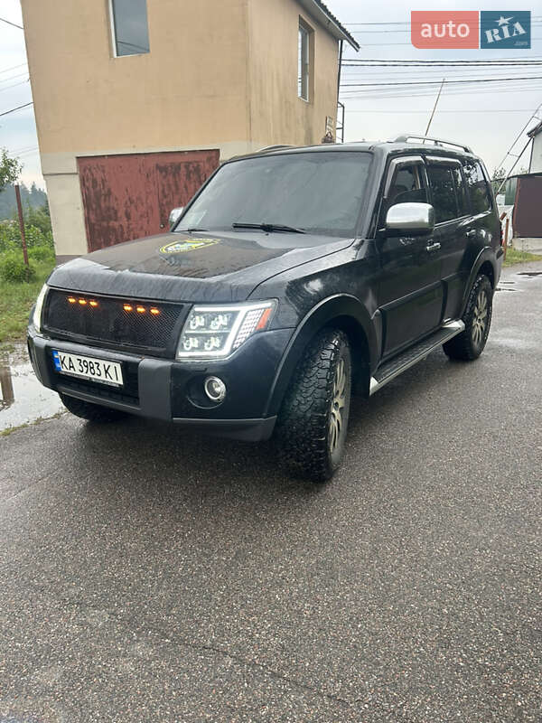Внедорожник / Кроссовер Mitsubishi Pajero Wagon 2008 в Киеве фото 3 Внедорожник / Кроссовер Mitsubishi Pajero Wagon 2008 в Киеве