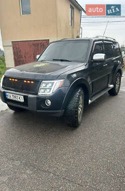 Внедорожник / Кроссовер Mitsubishi Pajero Wagon 2008 в 