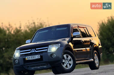 Позашляховик / Кросовер Mitsubishi Pajero Wagon 2007 в Мені