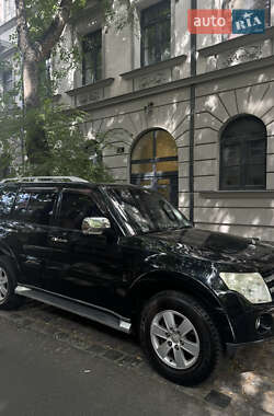 Внедорожник / Кроссовер Mitsubishi Pajero Wagon 2008 в 