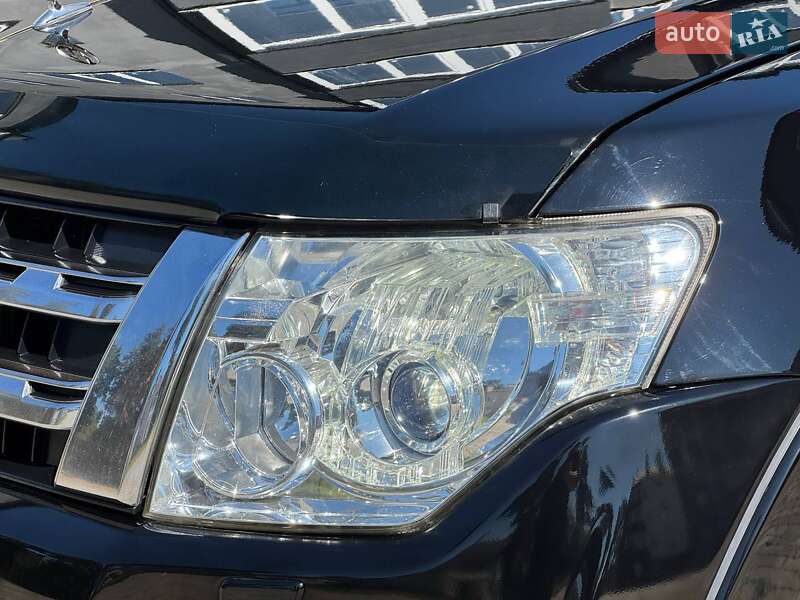 Внедорожник / Кроссовер Mitsubishi Pajero Wagon 2012 в Ахтырке