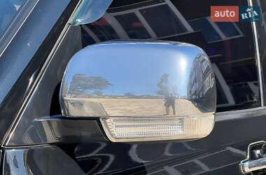 Внедорожник / Кроссовер Mitsubishi Pajero Wagon 2012 в 