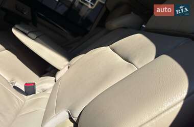 Внедорожник / Кроссовер Mitsubishi Pajero Wagon 2012 в 