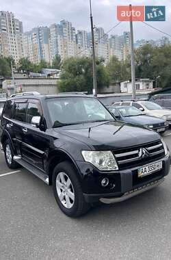 Позашляховик / Кросовер Mitsubishi Pajero Wagon 2008 в Києві