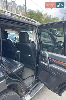 Внедорожник / Кроссовер Mitsubishi Pajero Wagon 2008 в 