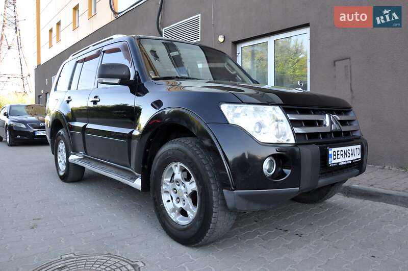 Внедорожник / Кроссовер Mitsubishi Pajero Wagon 2007 в Львове