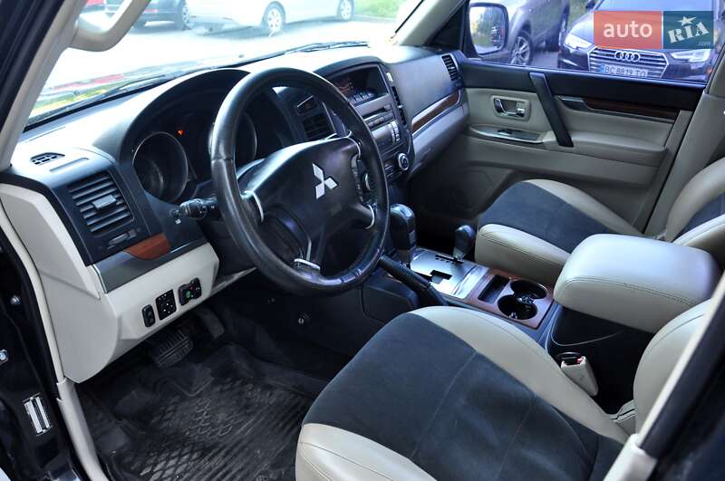 Внедорожник / Кроссовер Mitsubishi Pajero Wagon 2007 в Львове