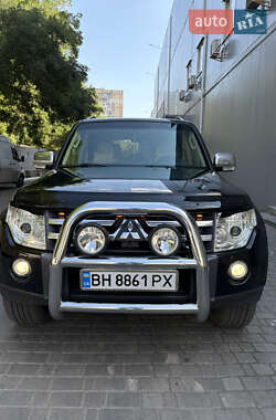 Внедорожник / Кроссовер Mitsubishi Pajero Wagon 2007 в 