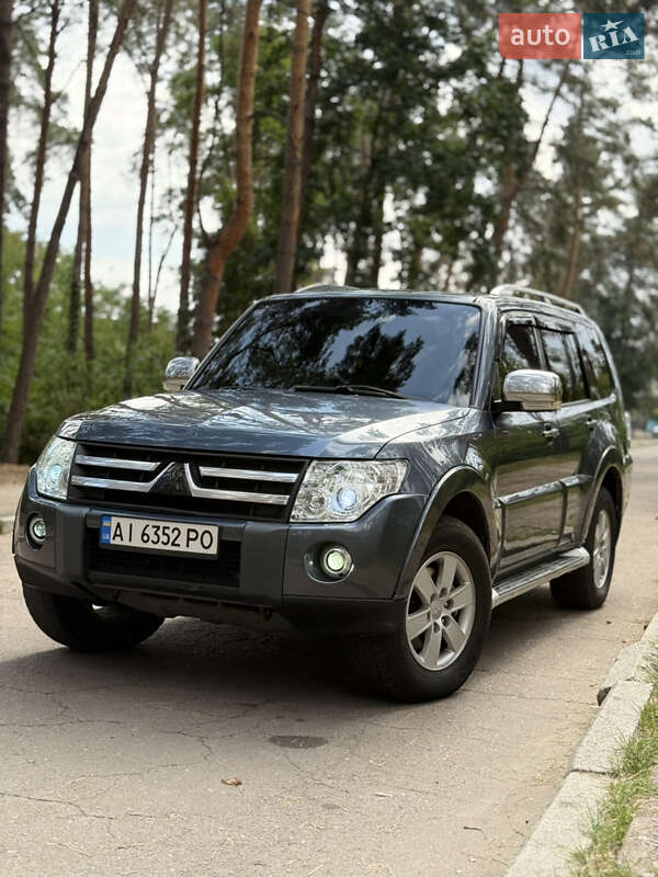 Mitsubishi Pajero Wagon 2008