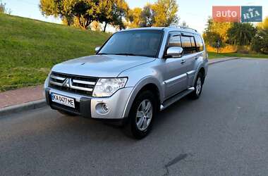 Позашляховик / Кросовер Mitsubishi Pajero Wagon 2008 в Києві