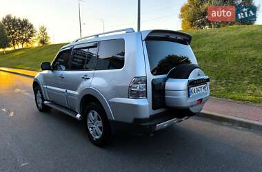 Внедорожник / Кроссовер Mitsubishi Pajero Wagon 2008 в 