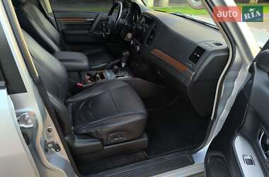 Внедорожник / Кроссовер Mitsubishi Pajero Wagon 2008 в 