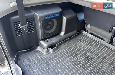Внедорожник / Кроссовер Mitsubishi Pajero Wagon 2011 в 