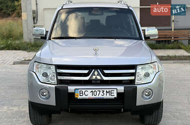 Внедорожник / Кроссовер Mitsubishi Pajero Wagon 2008 в 
