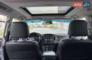 Внедорожник / Кроссовер Mitsubishi Pajero Wagon 2008 в 