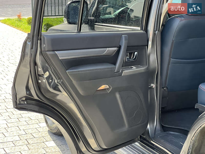 Внедорожник / Кроссовер Mitsubishi Pajero Wagon 2017 в Ужгороде