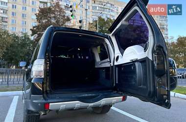 Внедорожник / Кроссовер Mitsubishi Pajero Wagon 2008 в 