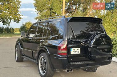 Внедорожник / Кроссовер Mitsubishi Pajero Wagon 2007 в 