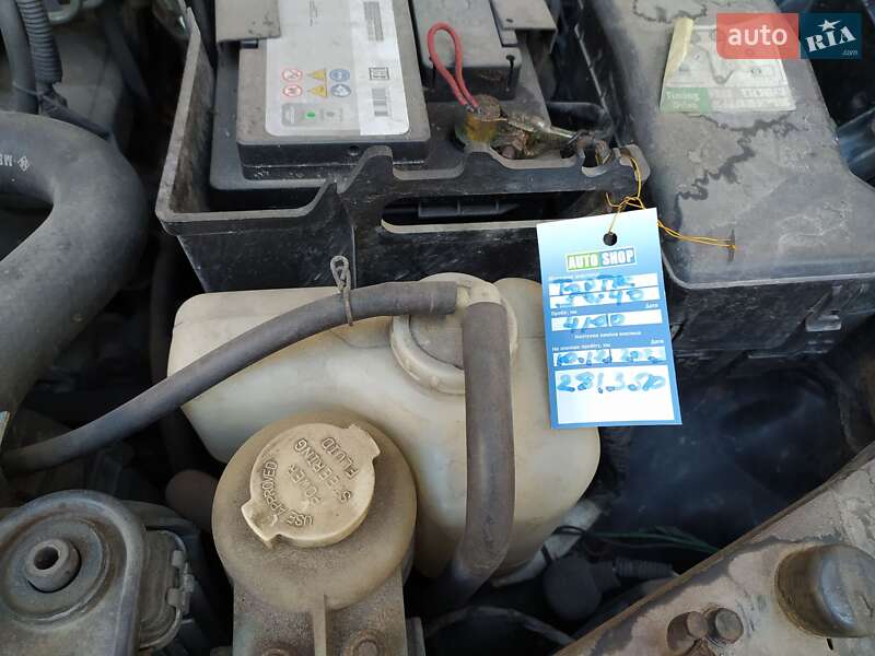 Внедорожник / Кроссовер Mitsubishi Pajero Wagon 2004 в Вышгороде