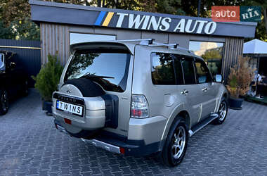 Внедорожник / Кроссовер Mitsubishi Pajero Wagon 2008 в 