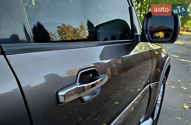 Внедорожник / Кроссовер Mitsubishi Pajero Wagon 2012 в 