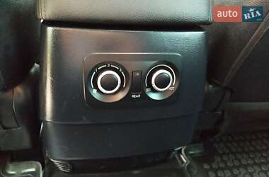 Внедорожник / Кроссовер Mitsubishi Pajero Wagon 2012 в 