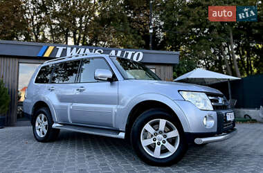 Внедорожник / Кроссовер Mitsubishi Pajero Wagon 2008 в 