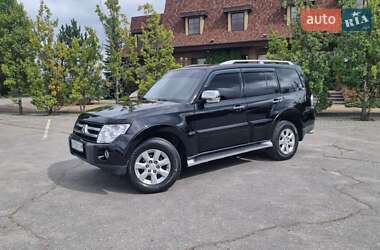 Внедорожник / Кроссовер Mitsubishi Pajero Wagon 2008 в 