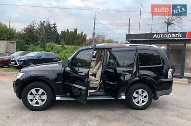 Внедорожник / Кроссовер Mitsubishi Pajero Wagon 2008 в 