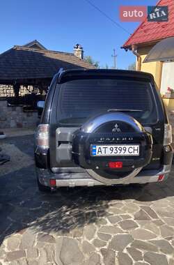 Внедорожник / Кроссовер Mitsubishi Pajero Wagon 2008 в 