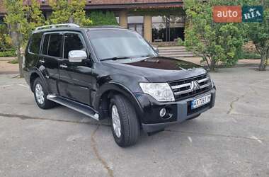 Внедорожник / Кроссовер Mitsubishi Pajero Wagon 2008 в 